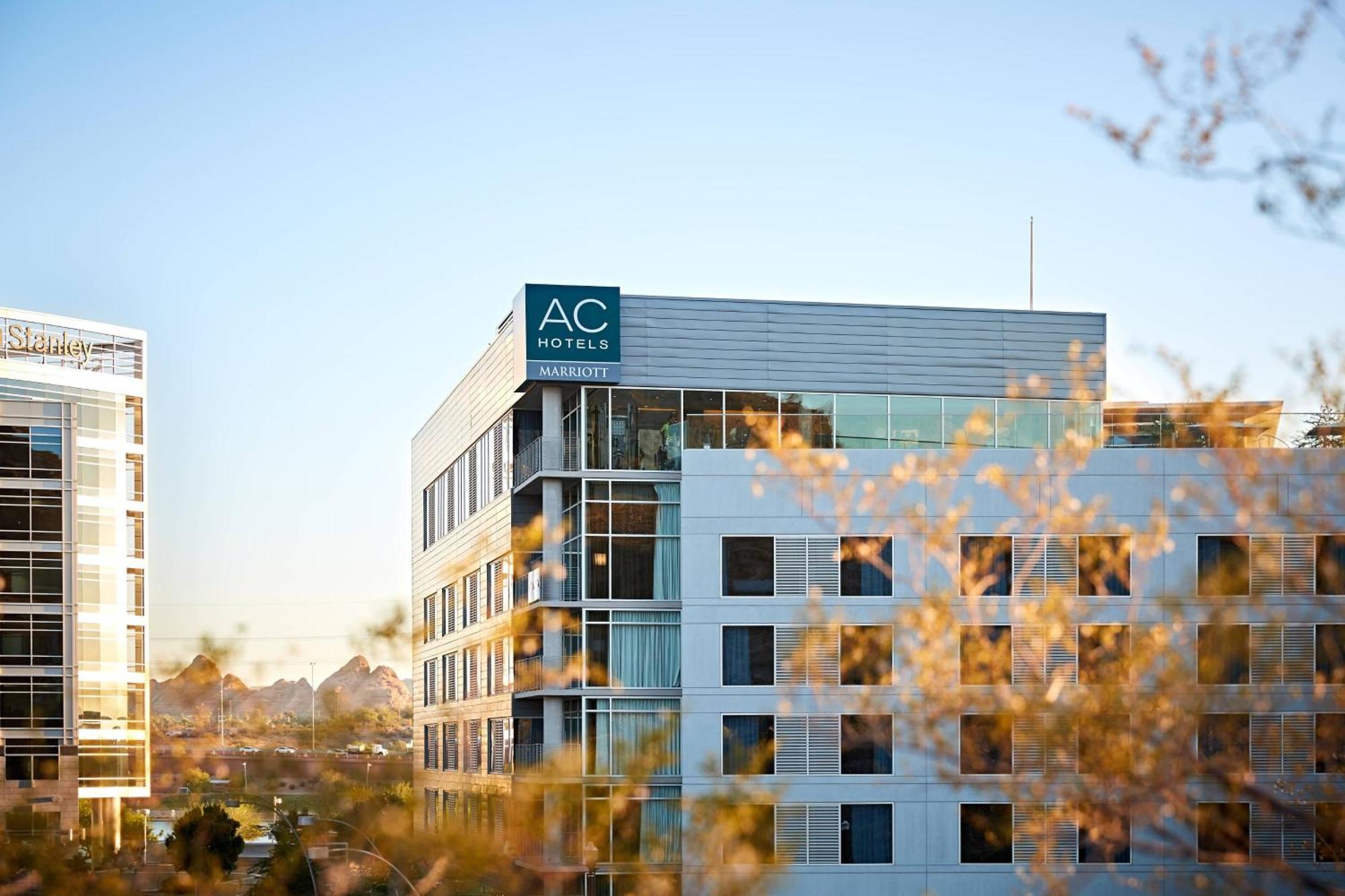 Ac Hotel By Marriott Phoenix Tempe/Downtown Екстериор снимка