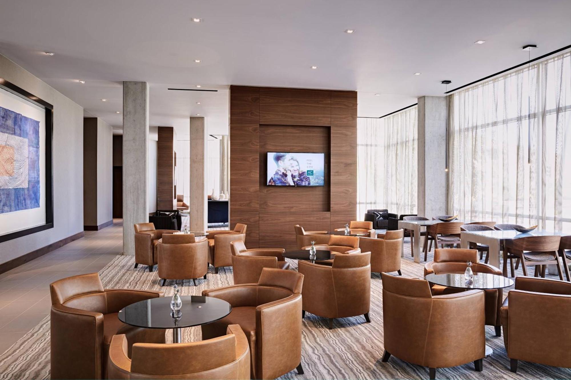 Ac Hotel By Marriott Phoenix Tempe/Downtown Екстериор снимка