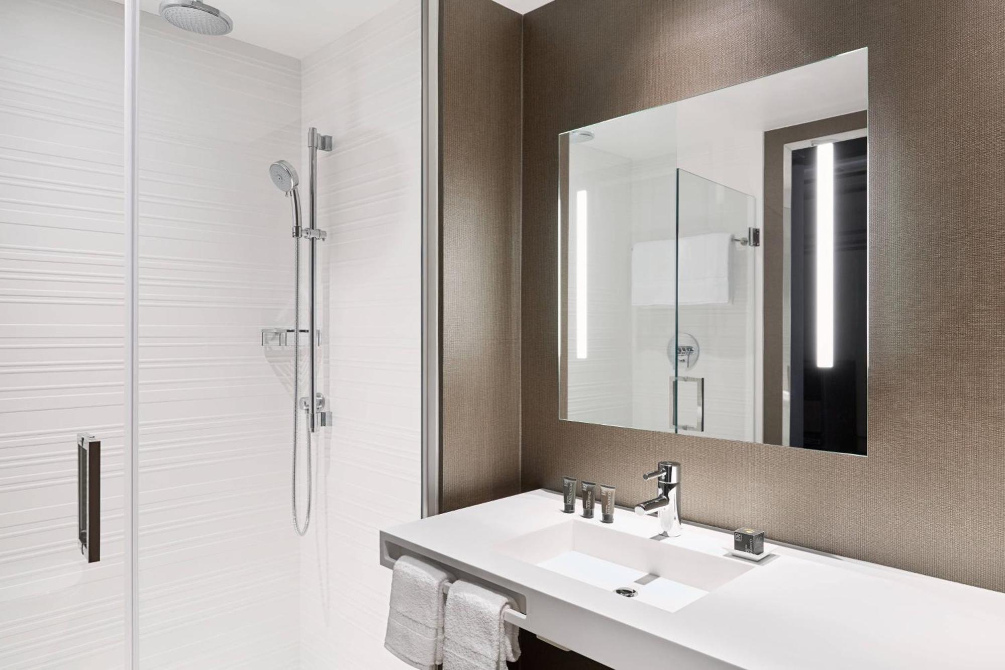 Ac Hotel By Marriott Phoenix Tempe/Downtown Екстериор снимка