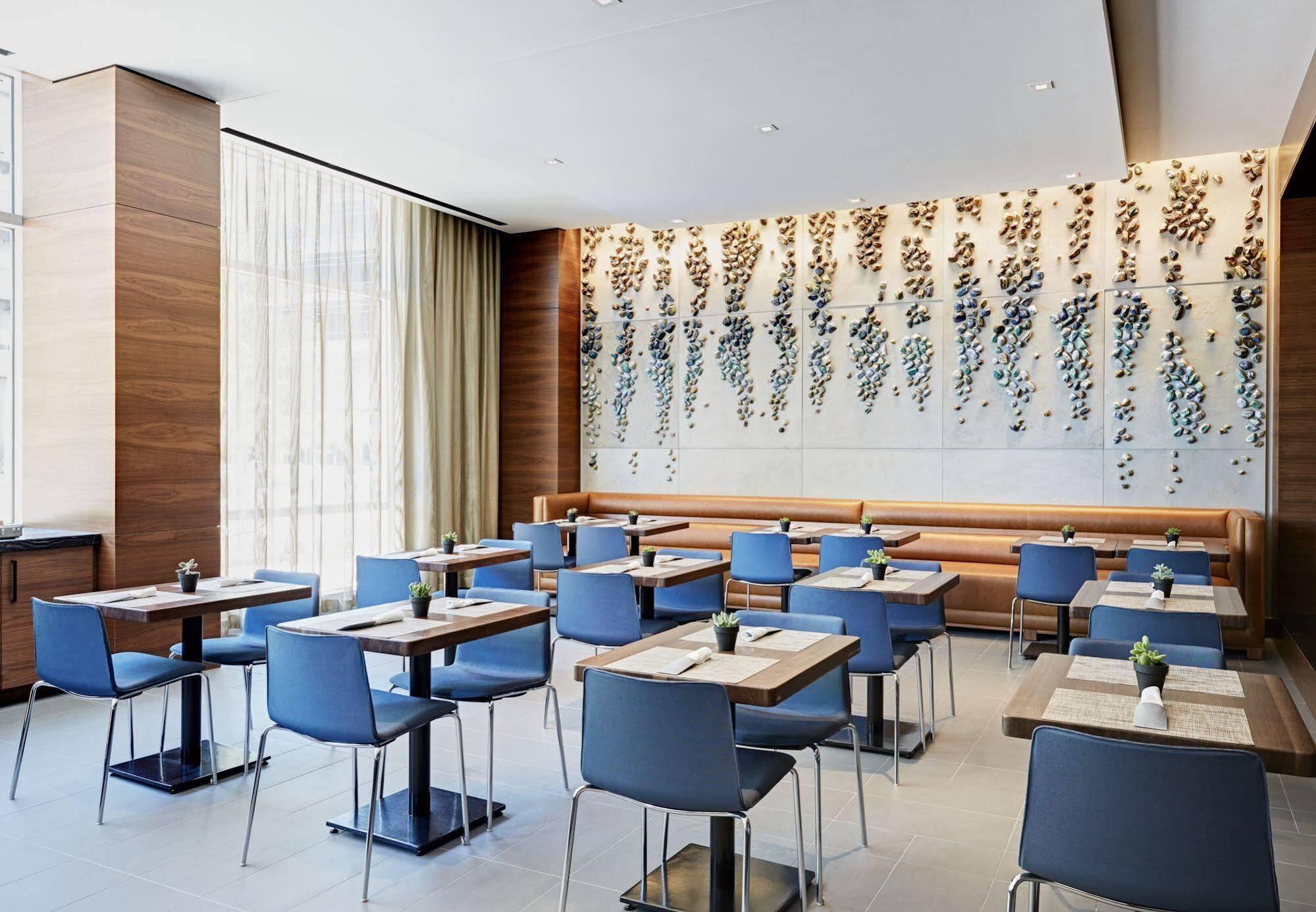 Ac Hotel By Marriott Phoenix Tempe/Downtown Екстериор снимка